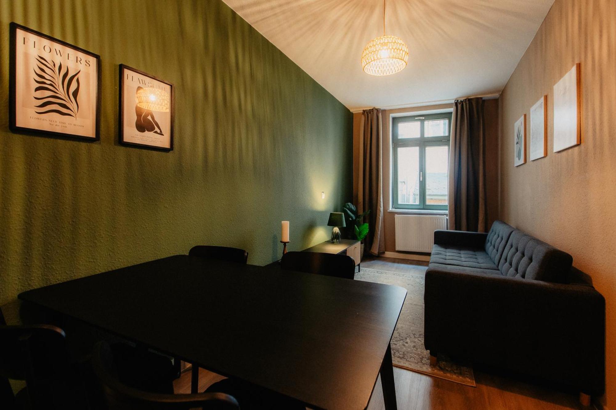 Luga Homes - Karli ไลป์ซิก ภายนอก รูปภาพ