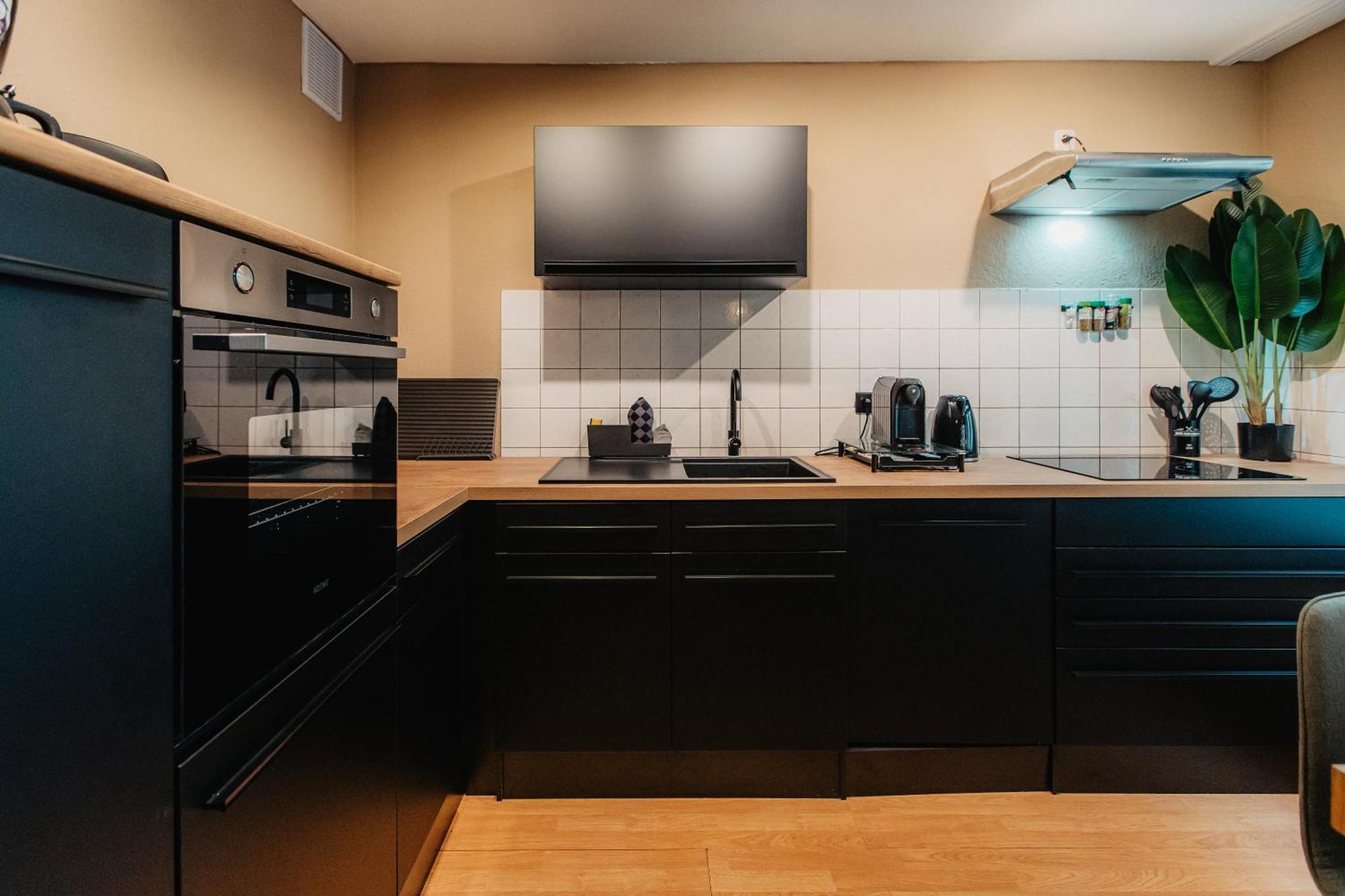 Luga Homes - Karli ไลป์ซิก ภายนอก รูปภาพ